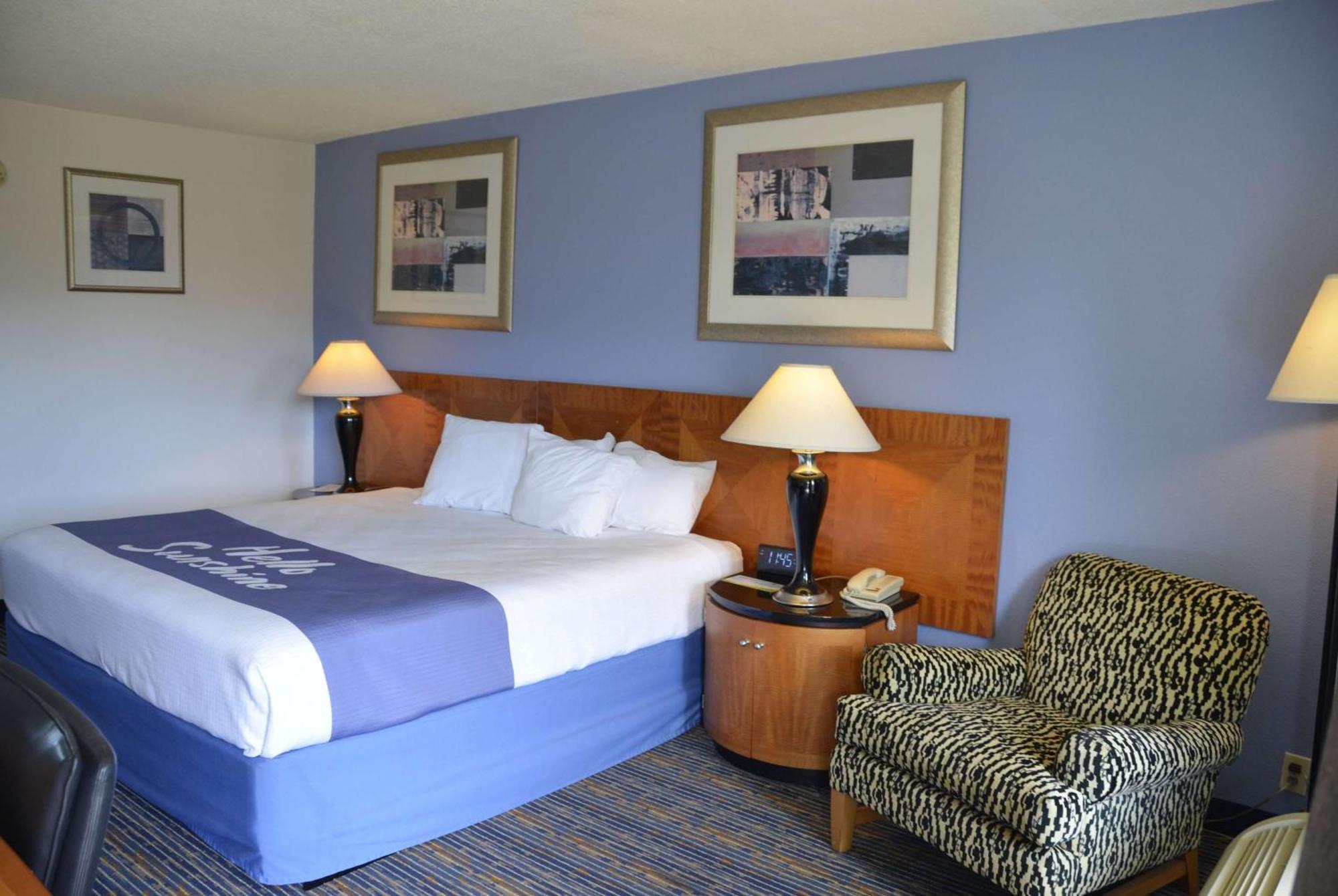 Days Inn By Wyndham Luray Shenandoah Экстерьер фото