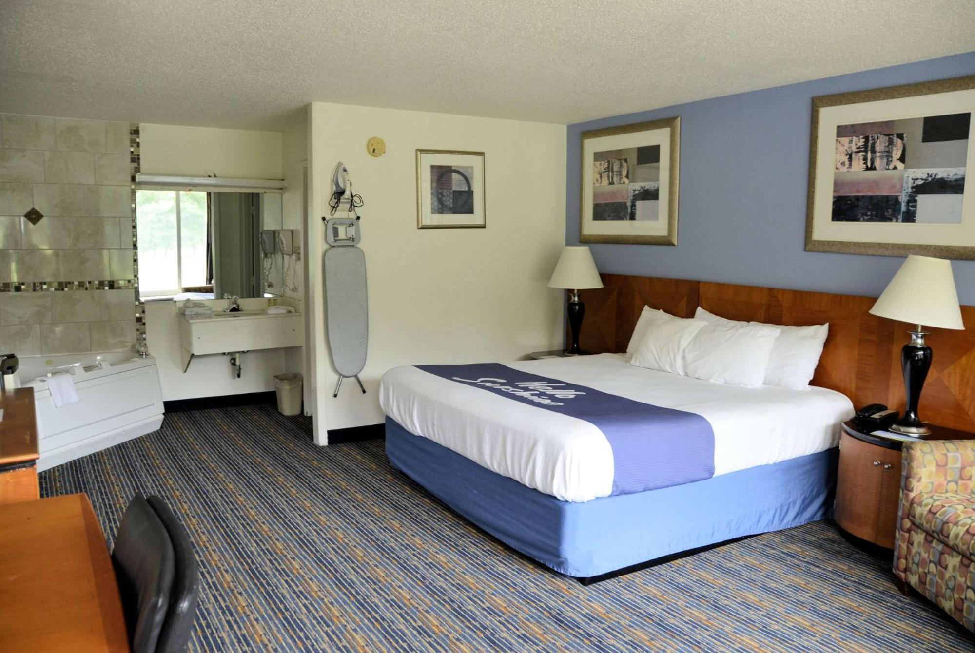 Days Inn By Wyndham Luray Shenandoah Экстерьер фото