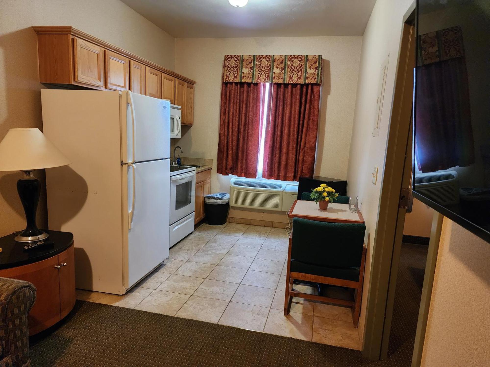 Days Inn By Wyndham Luray Shenandoah Экстерьер фото
